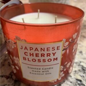 Bath & Body Works: 14.5 Oz 3-Wick Candle: Japanese Cherry Blossom